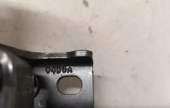 Jaguar S-Type Rear door lower hinge 04D6A