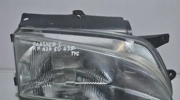 Peugeot Partner Headlight/headlamp