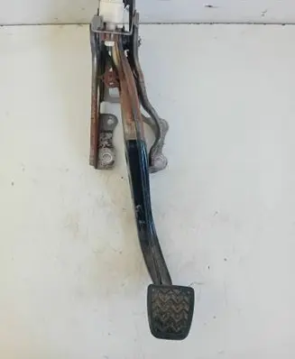 Toyota Yaris Brake pedal 