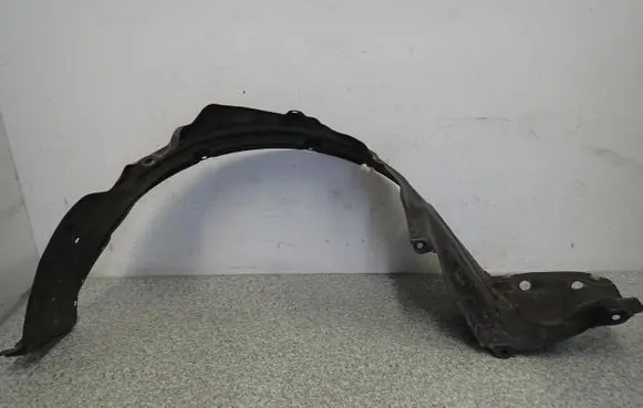Nissan Almera Tino Front arch 63843-4U000
