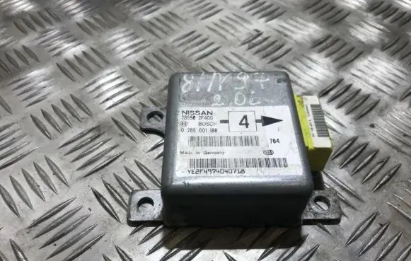 Nissan Primera Airbag control unit/module 285562f400 0285001188