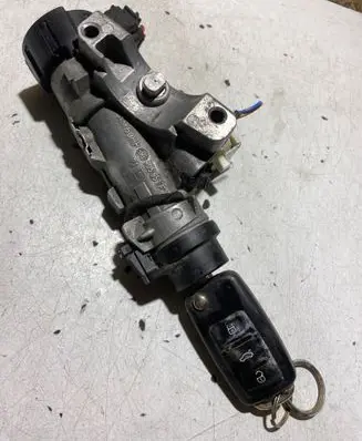 Volkswagen Transporter - Caravelle T5 Ignition lock 6R0905851F
