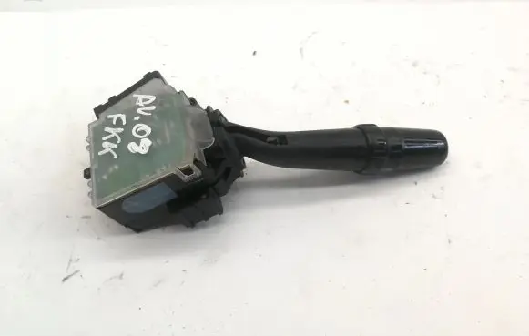 Toyota Avensis T250 Indicator stalk 8465205170