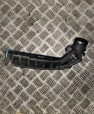 Peugeot 3008 II Intercooler hose/pipe 9812735880
