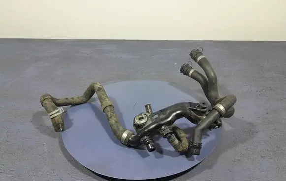 Volvo XC60 Engine coolant pipe/hose 32249934