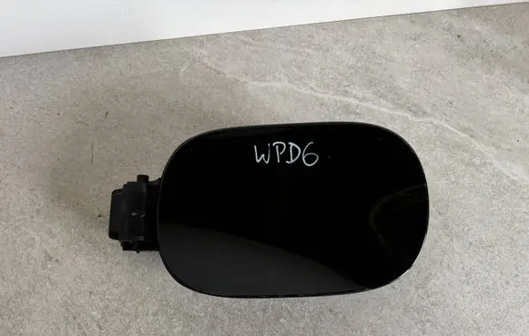 Land Rover Defender Electric car charge socket L8B2-405C54AC-WPD6
