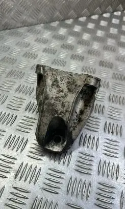 Audi A6 S6 C6 4F Engine mounting bracket 3D0199308AK