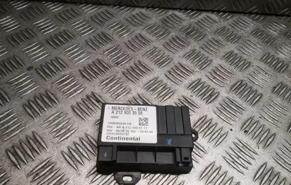 Mercedes-Benz E C207 W207 Fuel injection pump control unit/module 2129003508 A2129003508