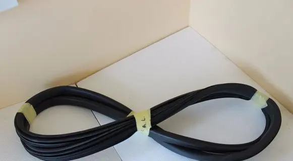 Opel Signum Rubber seal rear door 13149772