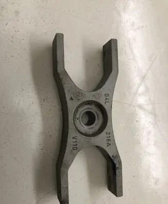 Volkswagen Golf VII Fuel Injector clamp holder 04L216A