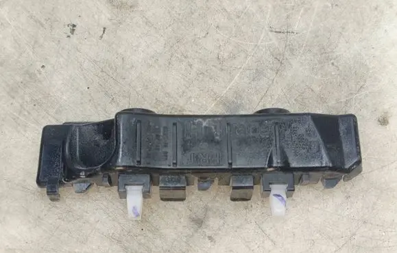 Hyundai i20 (GB IB) Front bumper mounting bracket 86515C8000