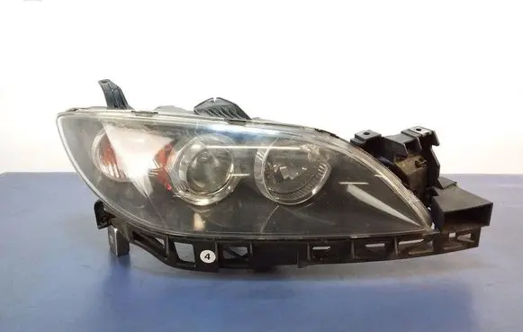 Mazda 3 II Headlight/headlamp 