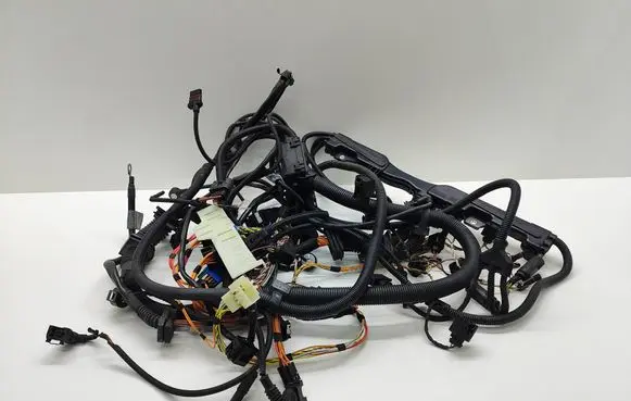 BMW 5 E60 E61 Engine installation wiring loom 7543924 754392401 12527543924