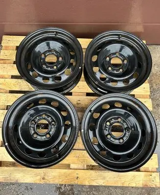 BMW 5 E34 R15 steel rim 151209