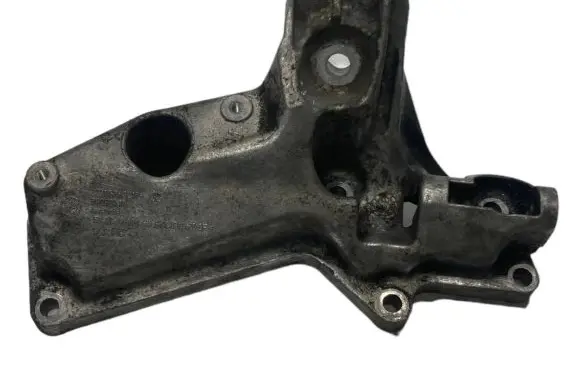 BMW 5 E60 E61 Engine mounting bracket 6763217 22116763217
