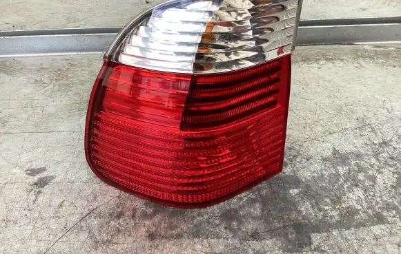 BMW 5 E39 Rear/tail lights 6902531 00520010639