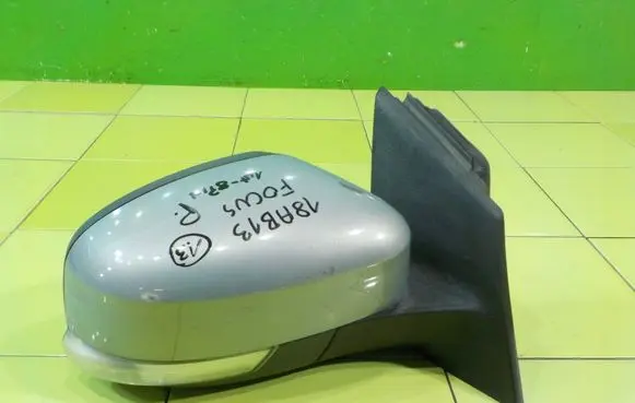 Ford Focus Front door electric wing mirror 024550 18AB13