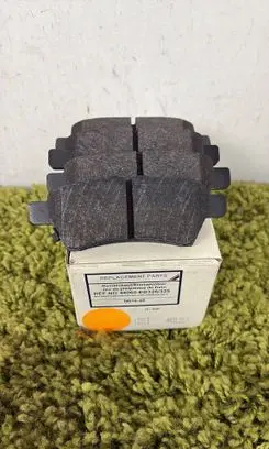 Nissan Almera N16 Brake pads (rear) 44060EB325