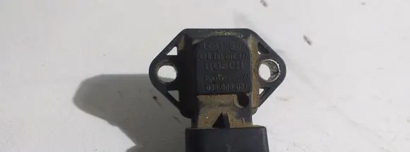 Volkswagen PASSAT B5 Air pressure sensor 038906051 0281002177