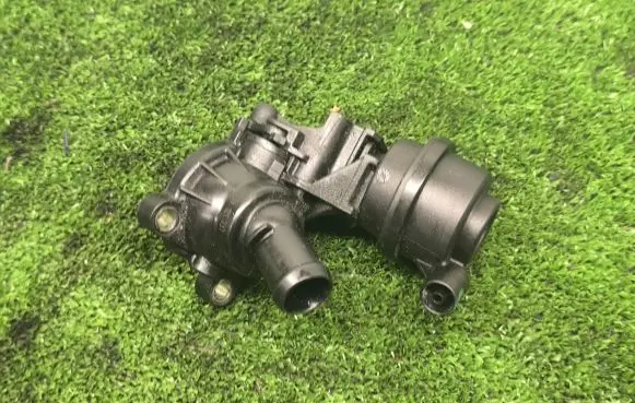 Audi A7 S7 4G Engine coolant pipe/hose 059121737