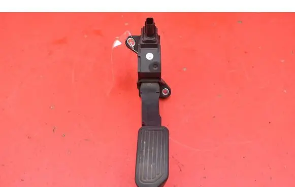 Toyota Auris E180 Accelerator throttle pedal 7811002120