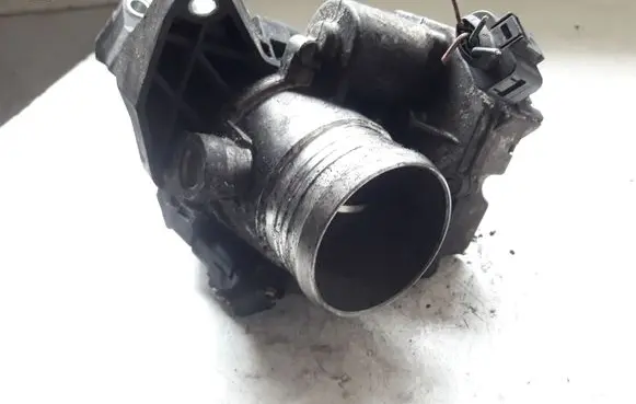 Ford Focus Engine shut-off valve A2C53238880