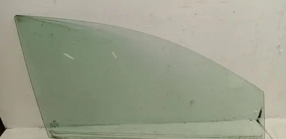 Honda CR-V Front door window glass four-door 43R00050