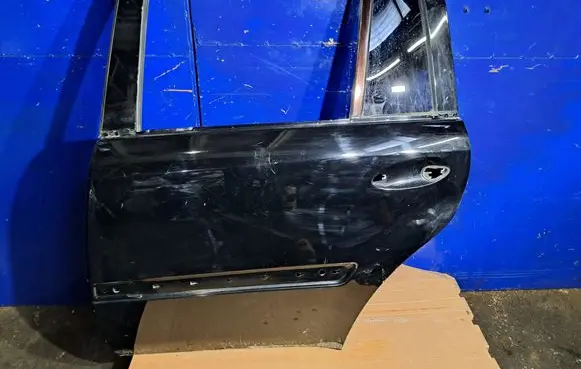 Mercedes-Benz GL X164 Rear door 