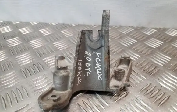 Ford Focus Engine mounting bracket 9648584680