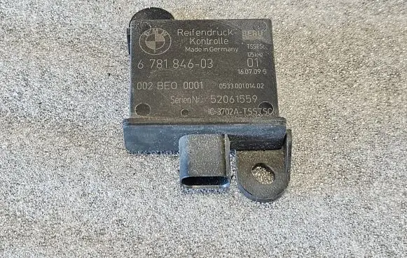 BMW 3 E90 E91 Tire pressure control unit 6781846 678184603