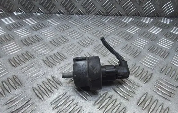 Audi A6 S6 C6 4F Vacuum valve 058133459