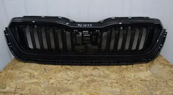 Skoda Scala Front bumper upper radiator grill 657853653