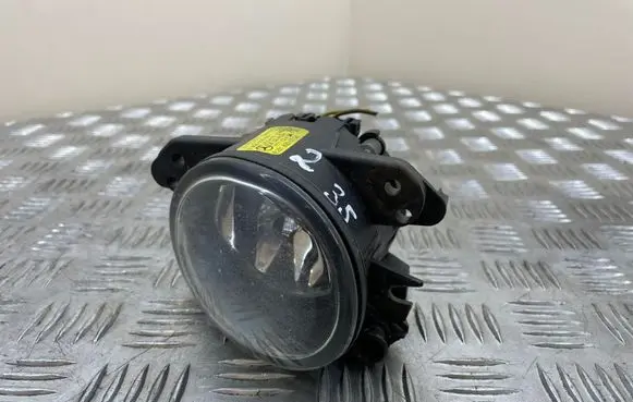 Mercedes-Benz A W169 Front fog light A2518200756 0305076001
