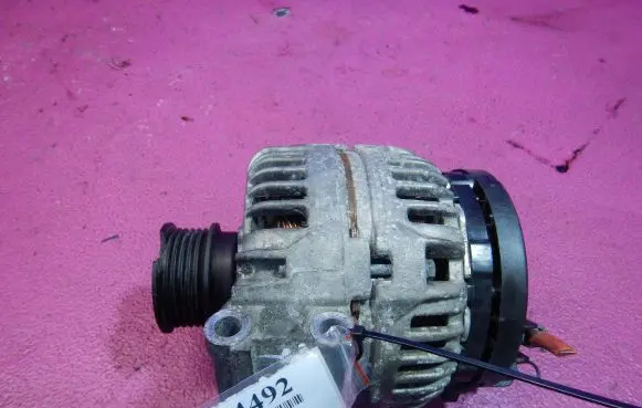 Renault Scenic I Generator/alternator 0124415007