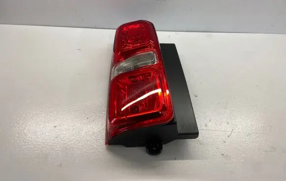 Opel Vivaro Rear/tail lights 9808243182 001972510 002203900