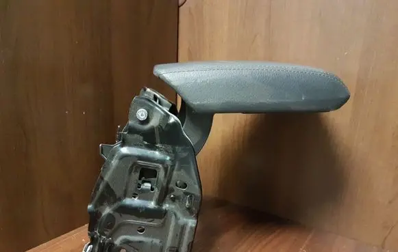 Audi A3 S3 8V Armrest 8K0864263