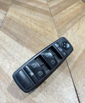Mercedes-Benz ML W164 Electric window control switch A2518300290 03728360