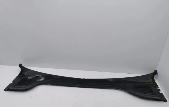 Volkswagen Golf VIII Wiper trim 5HO819404 5HO819403