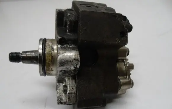 Renault Laguna II Fuel injection high pressure pump 8200041766