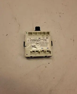 Mercedes-Benz C AMG W205 Door control unit/module A2229001814