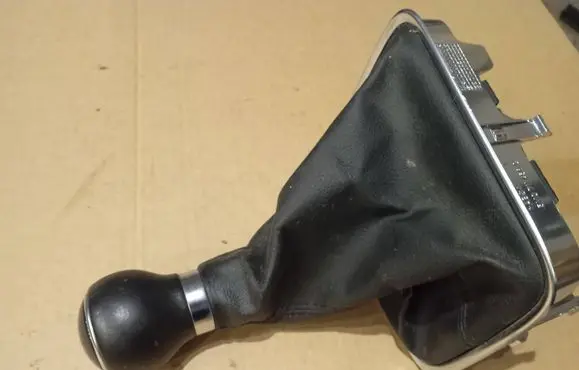 Volkswagen Golf Plus Gear shift rod 5M0711456C