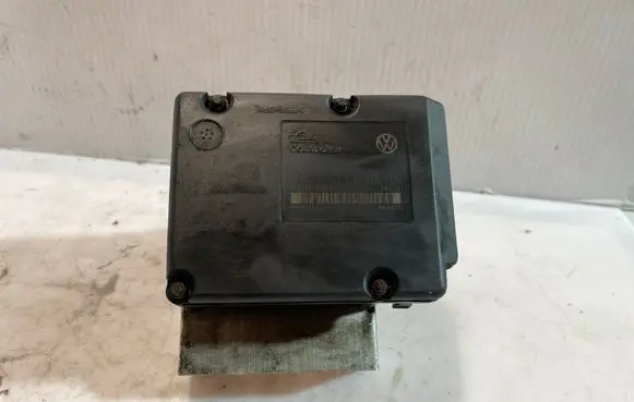 Volkswagen PASSAT B6 ABS Pump 1J0614217 1J0907379Q