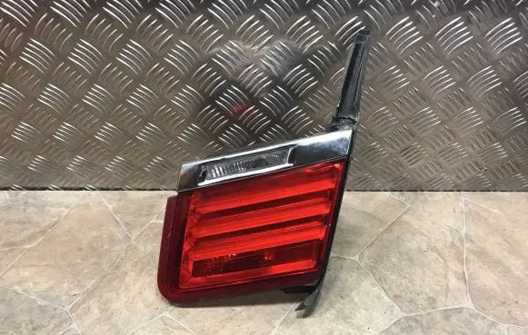 BMW 7 F01 F02 F03 F04 Tailgate rear/tail lights 7182206