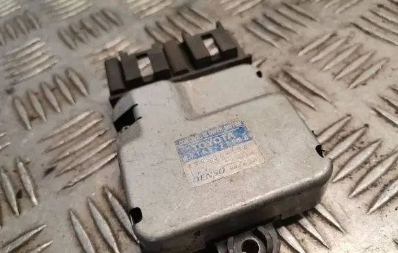 Lexus IS 200-300 Heater blower motor/fan resistor 8716522050