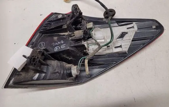 Subaru Legacy Rear/tail lights 22020067
