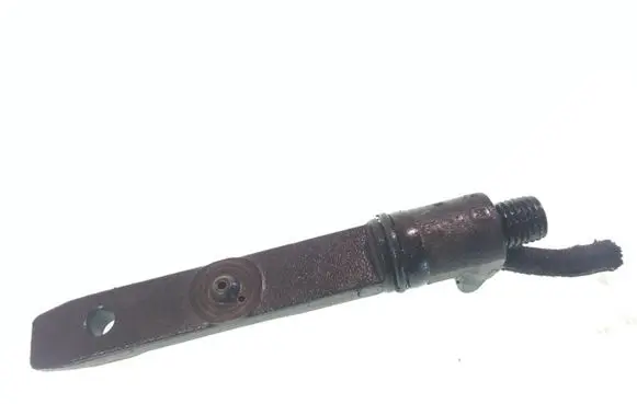 Opel Vectra B Fuel Injector clamp holder