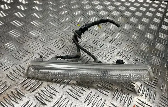 Subaru Outback Third/center stoplight VC02012