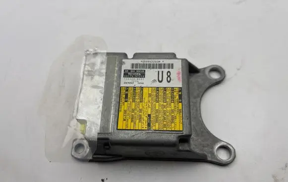 Toyota Prius+ (ZVW40) Airbag control unit/module 8917047300