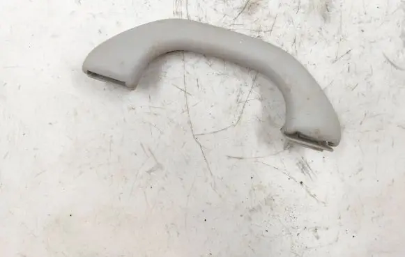 Volkswagen Touran I Front interior roof grab handle 6N0857607AB