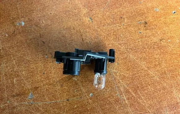 Volkswagen Tiguan Tail light bulb cover holder 5N0945260A